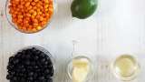 Jus seabuckthorn dan aronia yang menyegarkan dengan jahe, jeruk nipis, dan madu - Mempersiapkan tidak 1