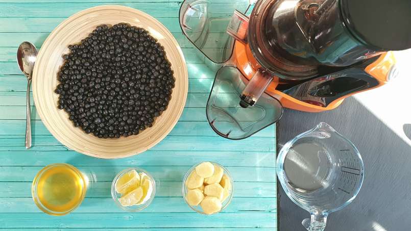 Sirup aronia dengan jahe dan madu, foto 1