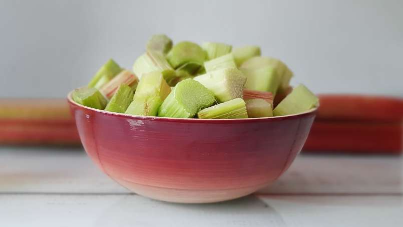 Sirup rhubarb dengan madu, foto 3