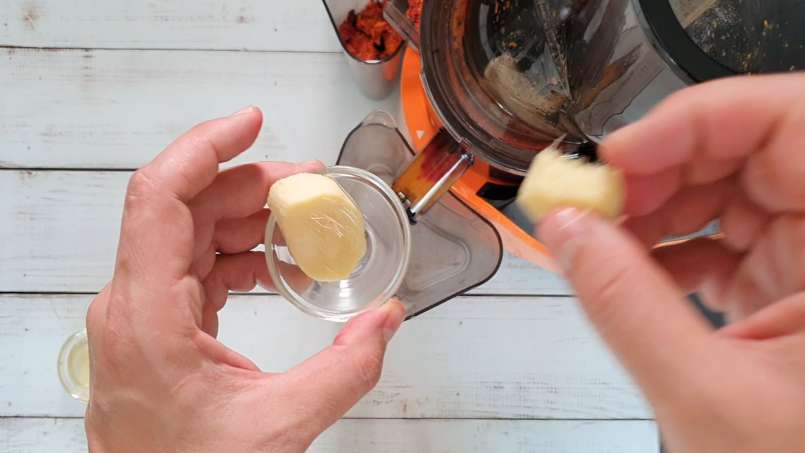 Jus seabuckthorn dan aronia yang menyegarkan dengan jahe, jeruk nipis, dan madu, foto 10