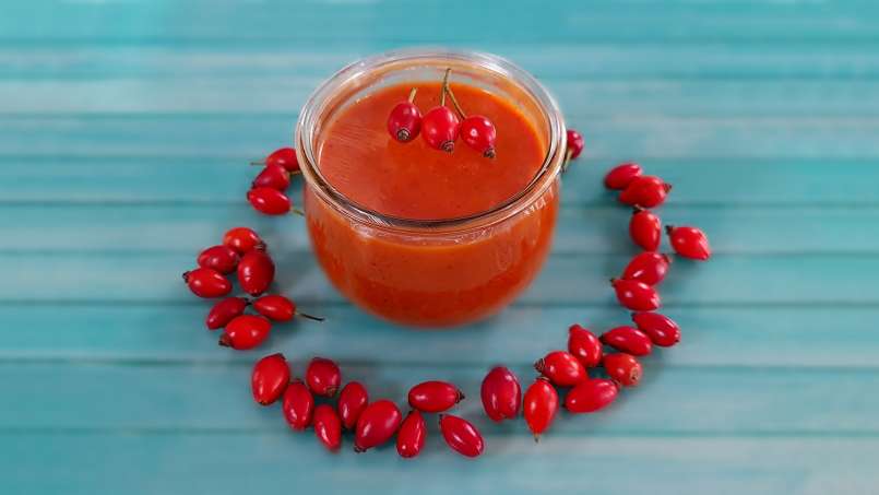 Pasta rosehip dingin dengan madu, serbuk sari, jahe, lemon, dan mint, foto 5