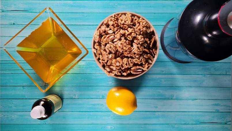 Madu dengan kenari, lemon, dan propolis untuk kekebalan tubuh, foto 5