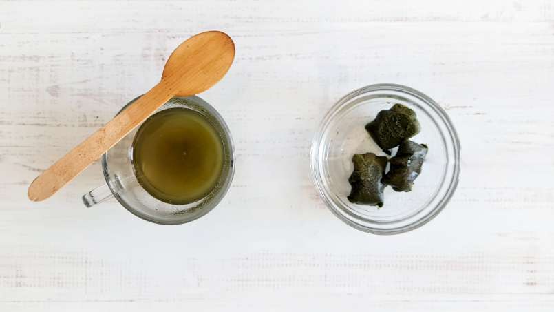 Es batu sari jelatang beku, foto 4