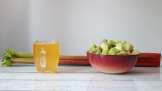 Sirup rhubarb dengan madu